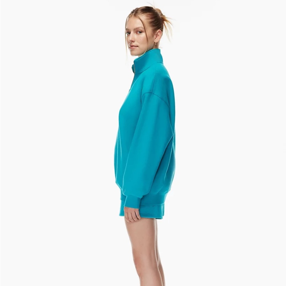 Aritzia TNA lagoon blue Boyfriend Fleece Polo!